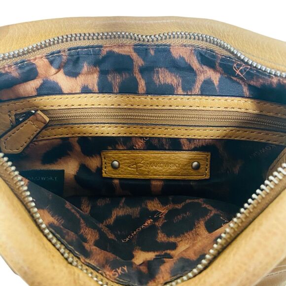 B. Makowsky Leather Crossbody Bag Brown Caramel 10x9” Zipper Closure 23" Strap - Picture 3 of 14